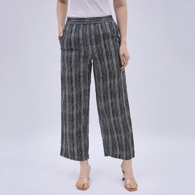 Women's Black and White Printed Wide-Leg Palazzos