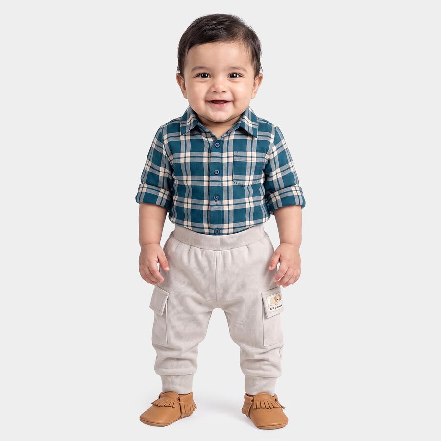 Infants Grey Jogger Fit Solid Cargo Pocket Pyjama, Light Grey, large