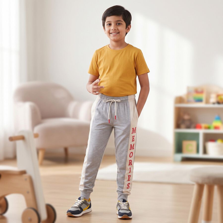 Girls' Grey Jogger Fit Typographic Print Pyjama, Light Grey, large
