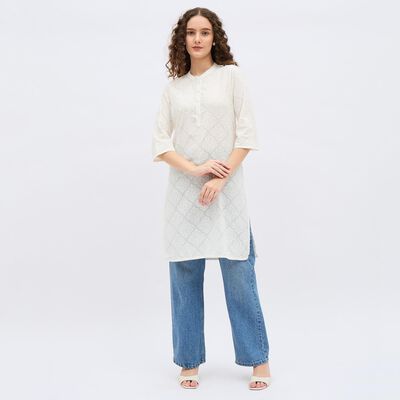 Women's Bright Eggshell White Straight Fit All Over Printed Kurta