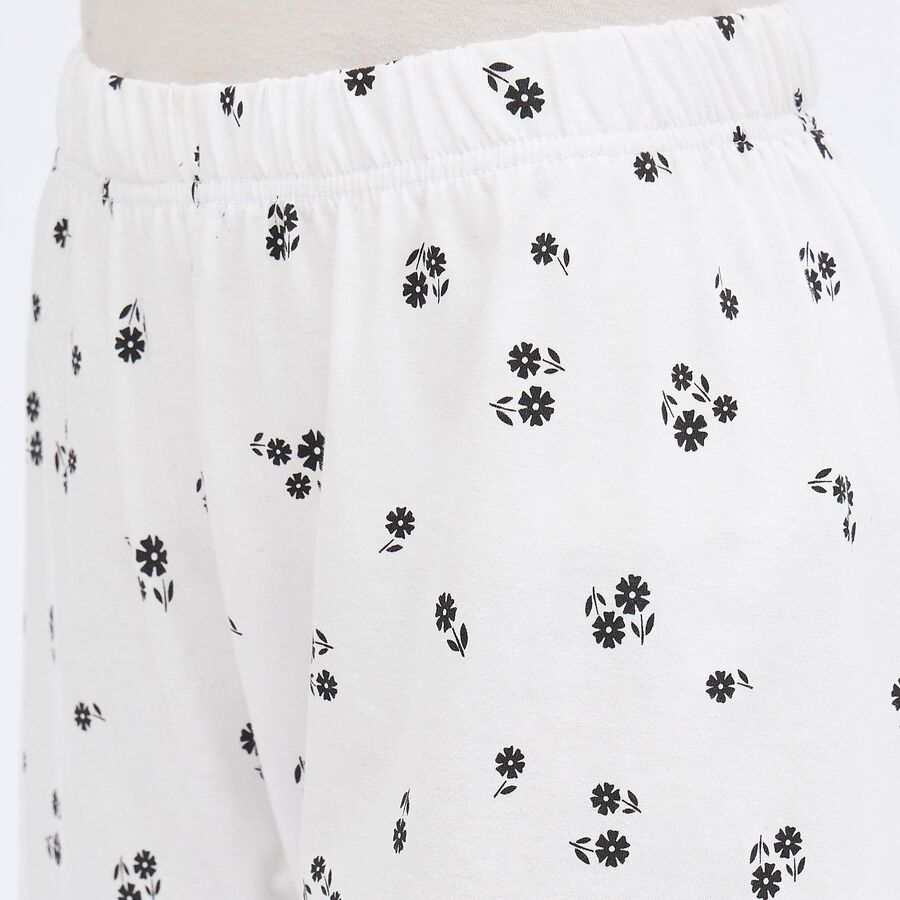 Women's Bright White Floral Printed Shorts, White, large image number null