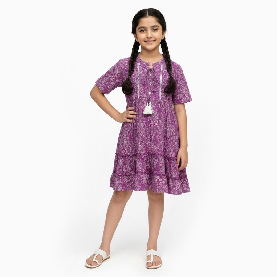 Girls' Purple Round Neck Paisley Print Tiered Dress, लाइलेक, large image number null