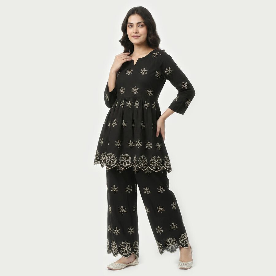 Women's Black Cotton Notch Neck Embroidered Kurta, काला, large
