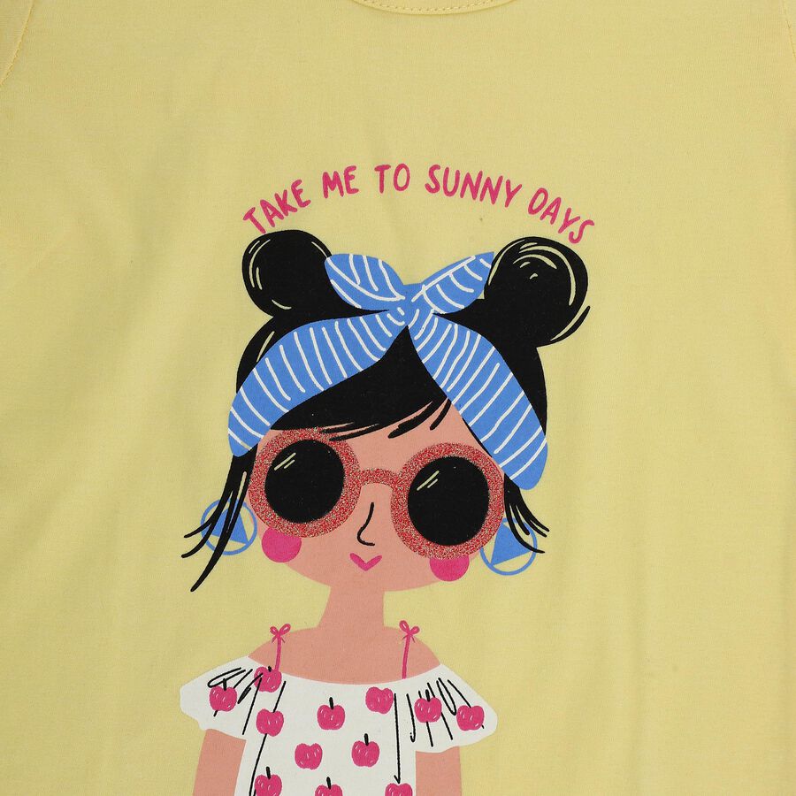 Girls Yellow Cotton Round Neck Casual T-Shirt, पीला, large