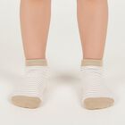 Boys' Beige and Green Regular Fit Striped Ankle Socks Pack of 2, सफ़ेद, small