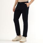 Men's Deep Midnight Navy Slim Fit Flat-Front Casual Trousers, नेवी ब्लू, small