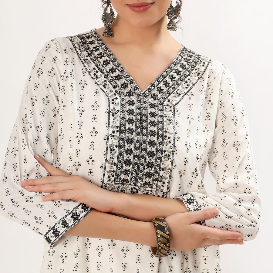 Women's Eggshell White Embroidered Ethnic Set, Off White, large image number null