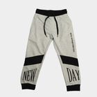Boys Grey Jogger Text Printed Pyjama, मिश्रित हल्का ग्रे, small