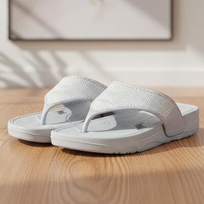 Ladies' Slipper