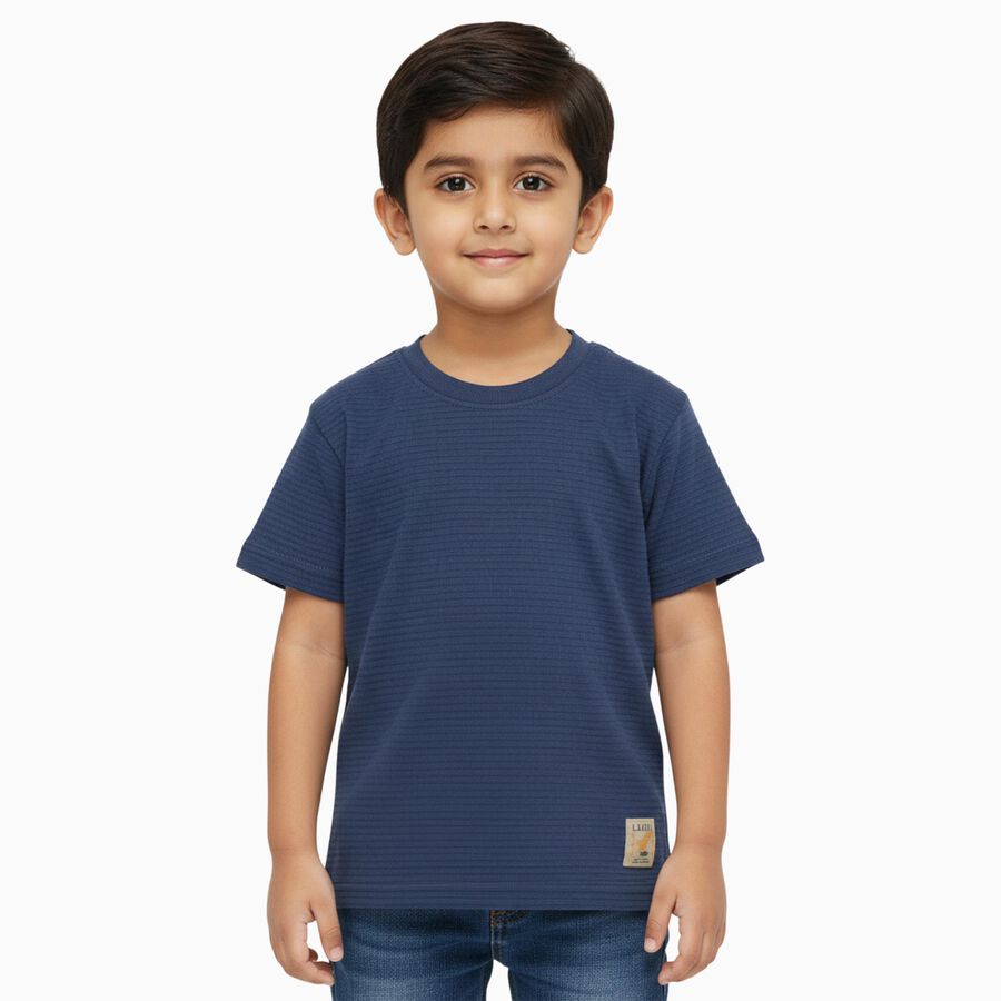Boys Muted Midnight Blue Crew Neck Casual Half Sleeve T-Shirt, मध्यम नीला, large
