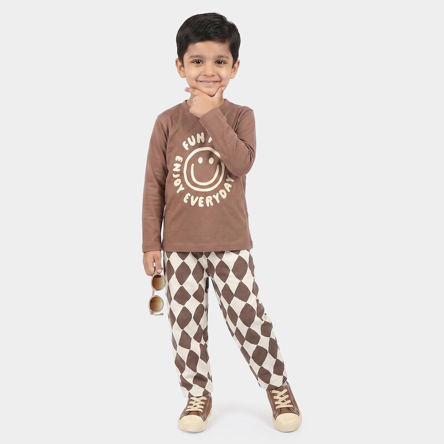 Boys Brown 100% Cotton Round Neck Graphic Print Baba Suit, भूरा, large