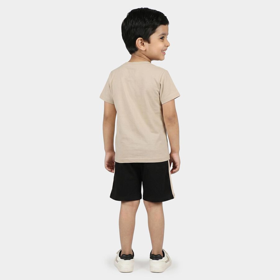Boys Beige 100% Cotton Round Neck Graphic Print Baba Suit, गहरा पीला, large