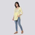 Women's Yellow Square Neck Embroidered Kurti, पीला, small