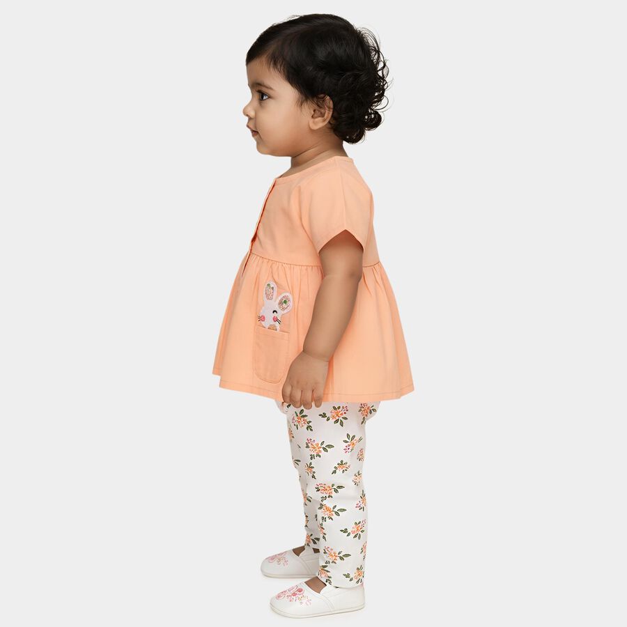 Infants' Peach Cotton Round Neck Applique Top and Capri Set, Peach, large