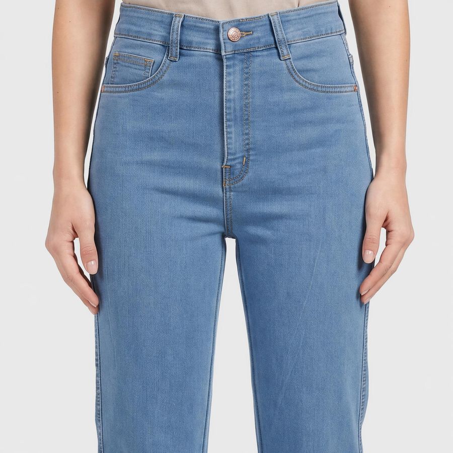 Women's Light Blue Straight Fit Classic Five Pocket Jeans, हल्का नीला, large