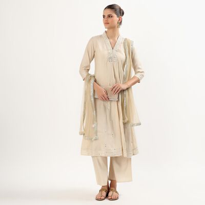 Women's Beige V-Neck Embroidered Kurta