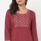 Women's Purple Round Neck Embroidered Kurta, Purple, small