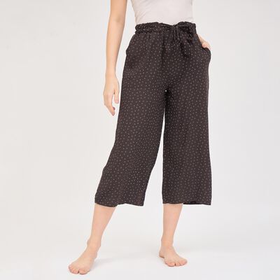 Ladies' Flared Capri