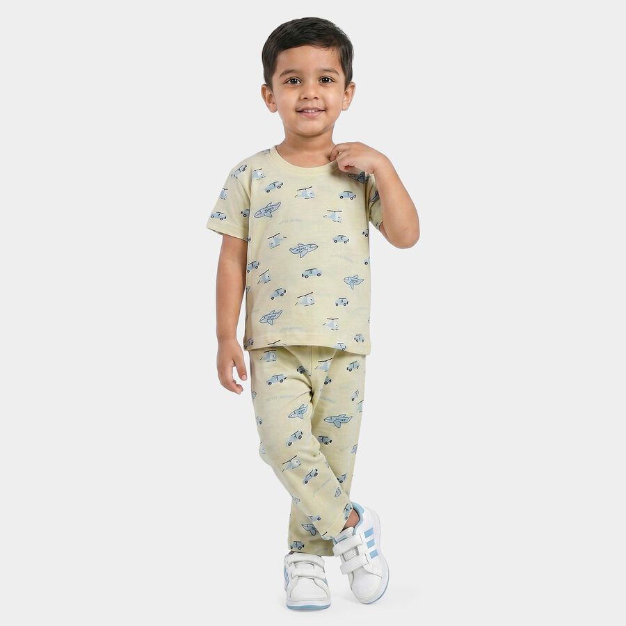 Boys Yellow Cotton Round Neck Graphic Printed Night Suit, पीला, large