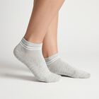 Women's Assorted Regular Fit Striped Pack of 3 Socks, चुनिंदा, small
