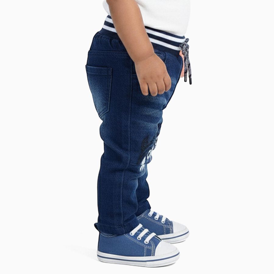 Boys' Dark Indigo Blue Relaxed Fit Monster Embroidered Jeans, मध्यम नीला, large image number null