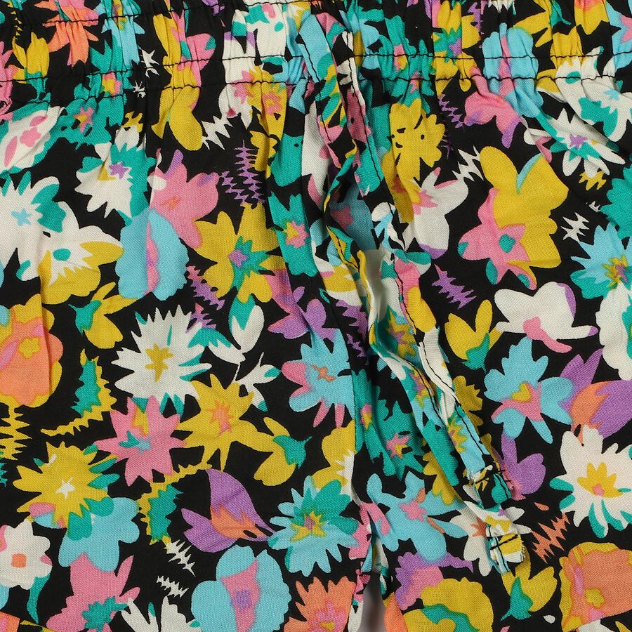 Girls' Black Regular Fit Floral Printed Shorts, काला, large