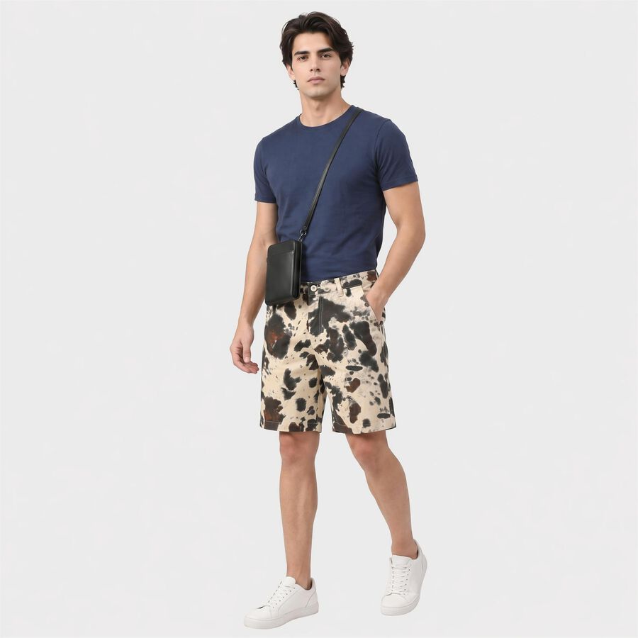 Men's Off White Regular Fit Printed Bermuda Shorts, ऑफ व्हाइट, large