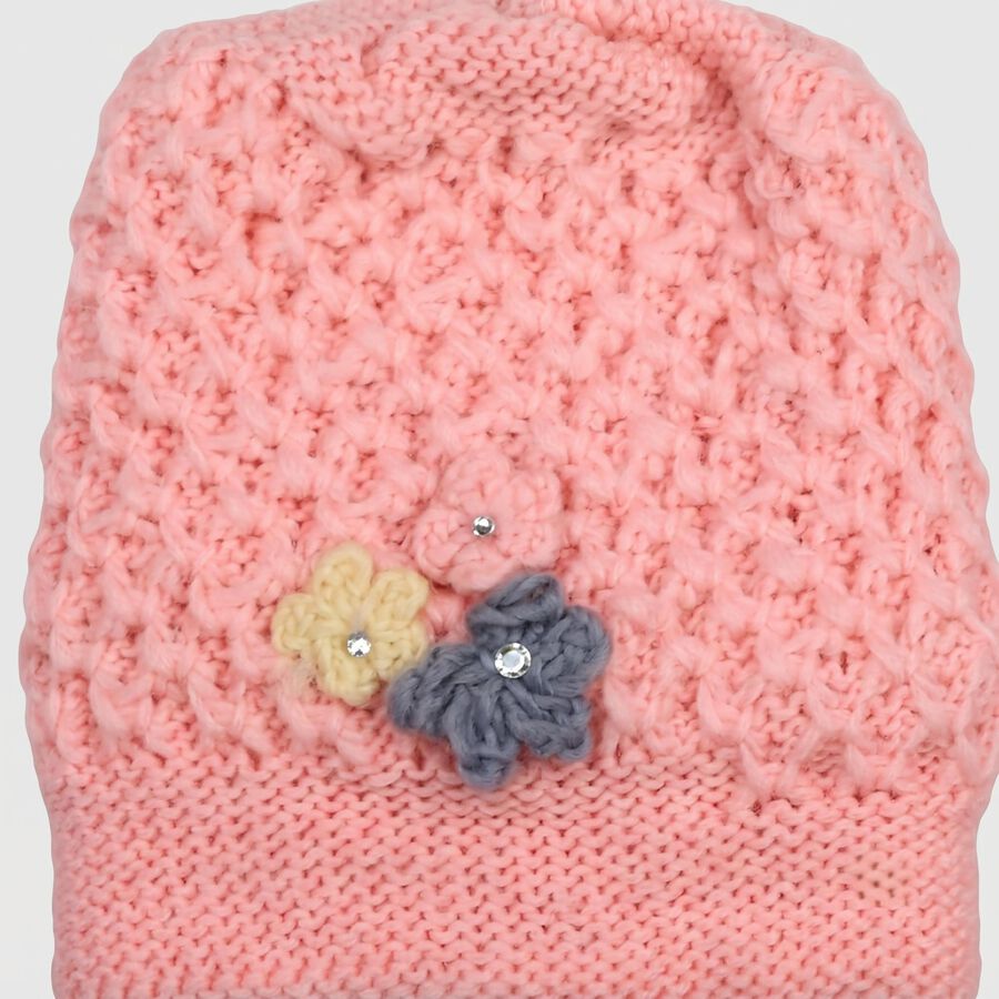 Women's Pink Floral Embellished Beanie Cap, हल्का गुलाबी, large