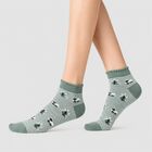 Women's Assorted Regular Fit Striped Novelty Pack of 3 Socks, Assorted, small