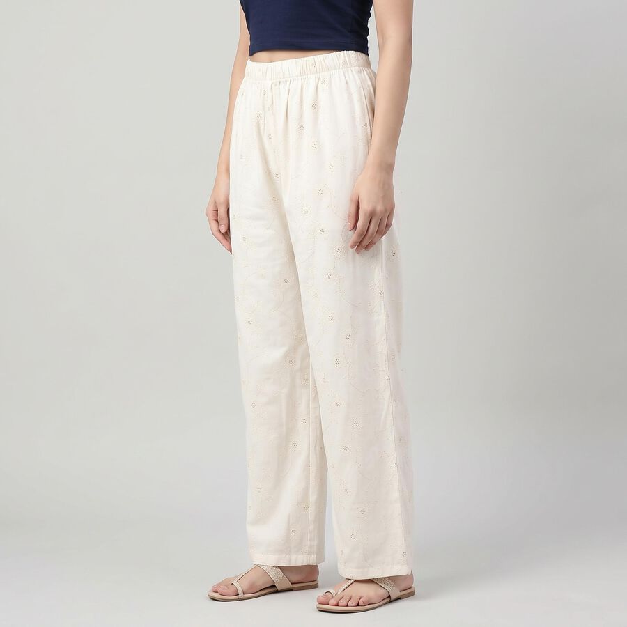 Women's Cream Regular Fit Textured Floral Palazzos, ऑफ व्हाइट, large
