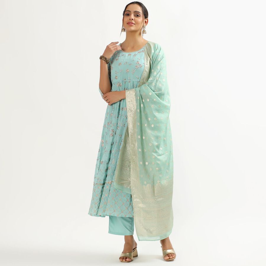 Women's Light Aqua Blue Round Neck Embroidered Kurta, हल्का नीला, large image number null