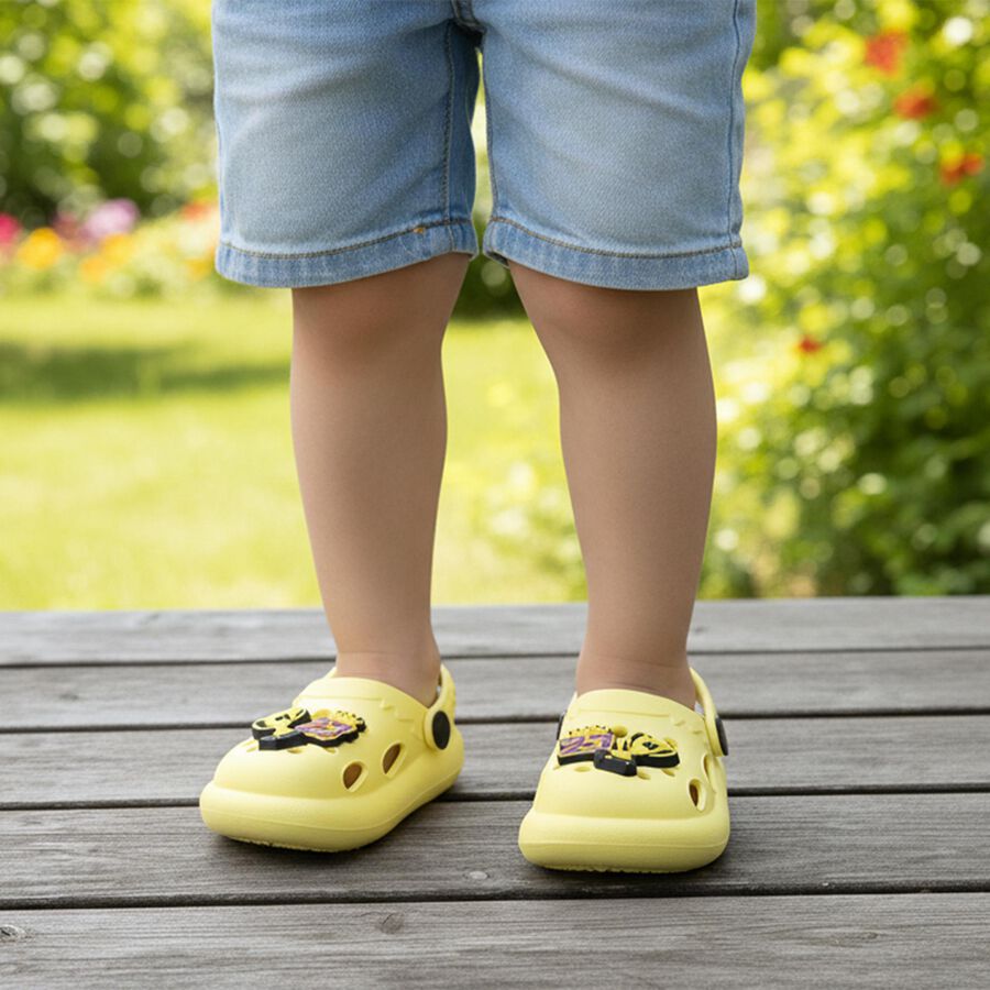 Boys' Sandal, Yellow, large