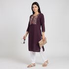 Women's Purple Round Neck Embroidered Kurta, बैंगनी, small