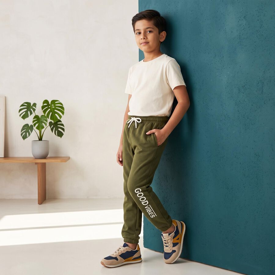 Boys Olive Green Jogger Fit Graphic Winter Pyjama, ओलिव, large