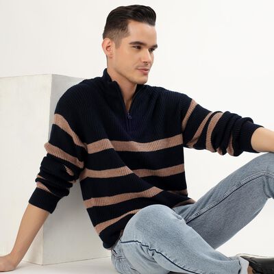 Men's Deep Midnight Navy Blue Half-Zip Casual Pullover