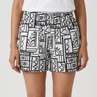 Women's Black Regular Fit Printed Shorts, काला, small
