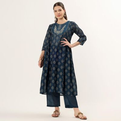 Women's Blue Floral Printed Ethnic Set