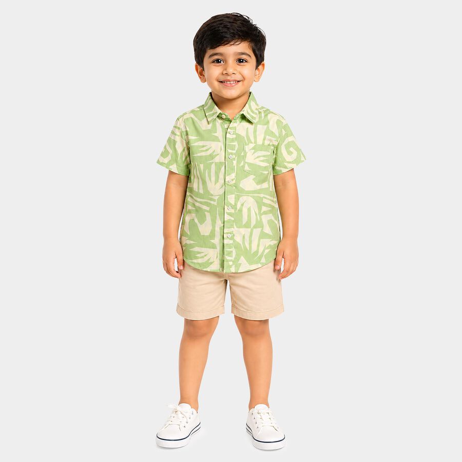 Boys Green Cotton Short Sleeves Collar Regular Fit Shirt, Light Green, large