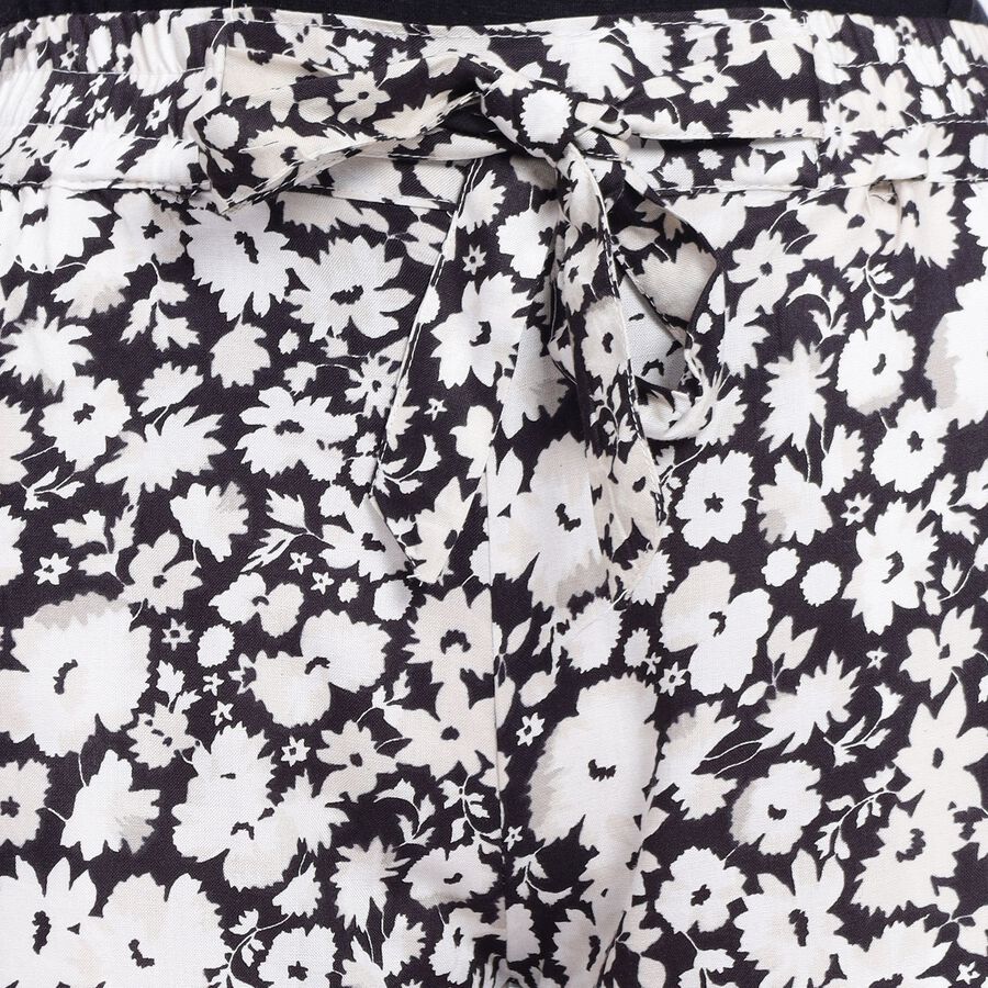Ladies' Shorts, Black, large image number null