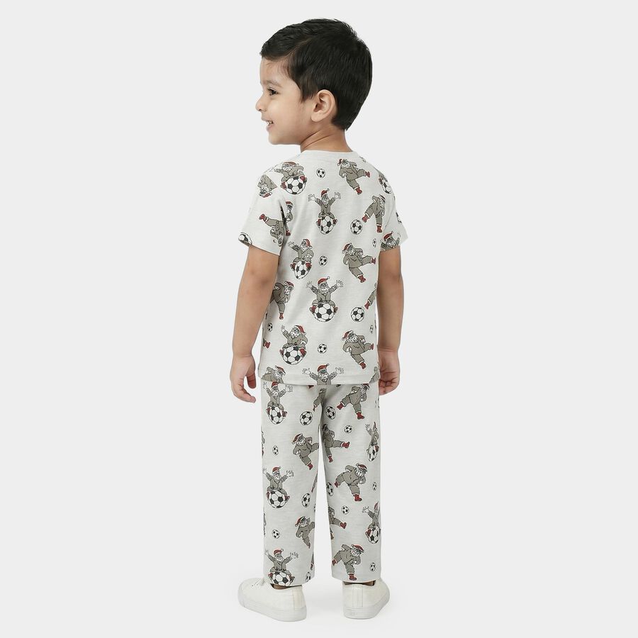 Boys Grey Cotton Round Neck Graphic Printed Night Suit, हल्का ग्रे, large