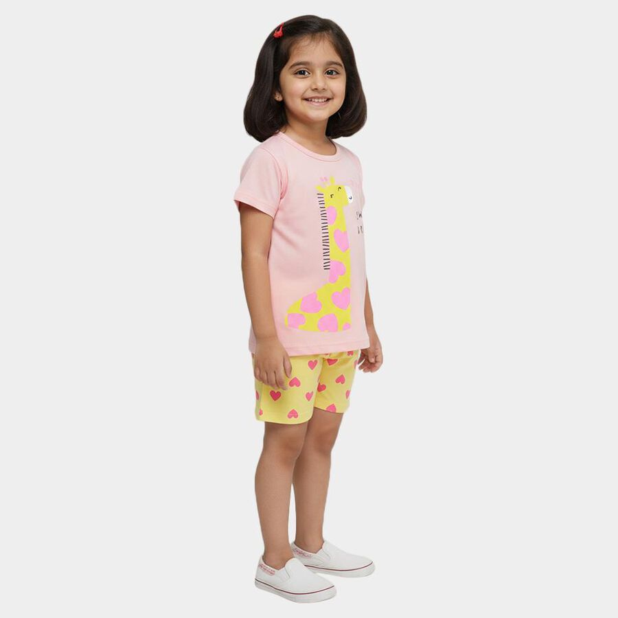Girls Pink Round Neck Giraffe Printed Night Suit, Light Pink, large