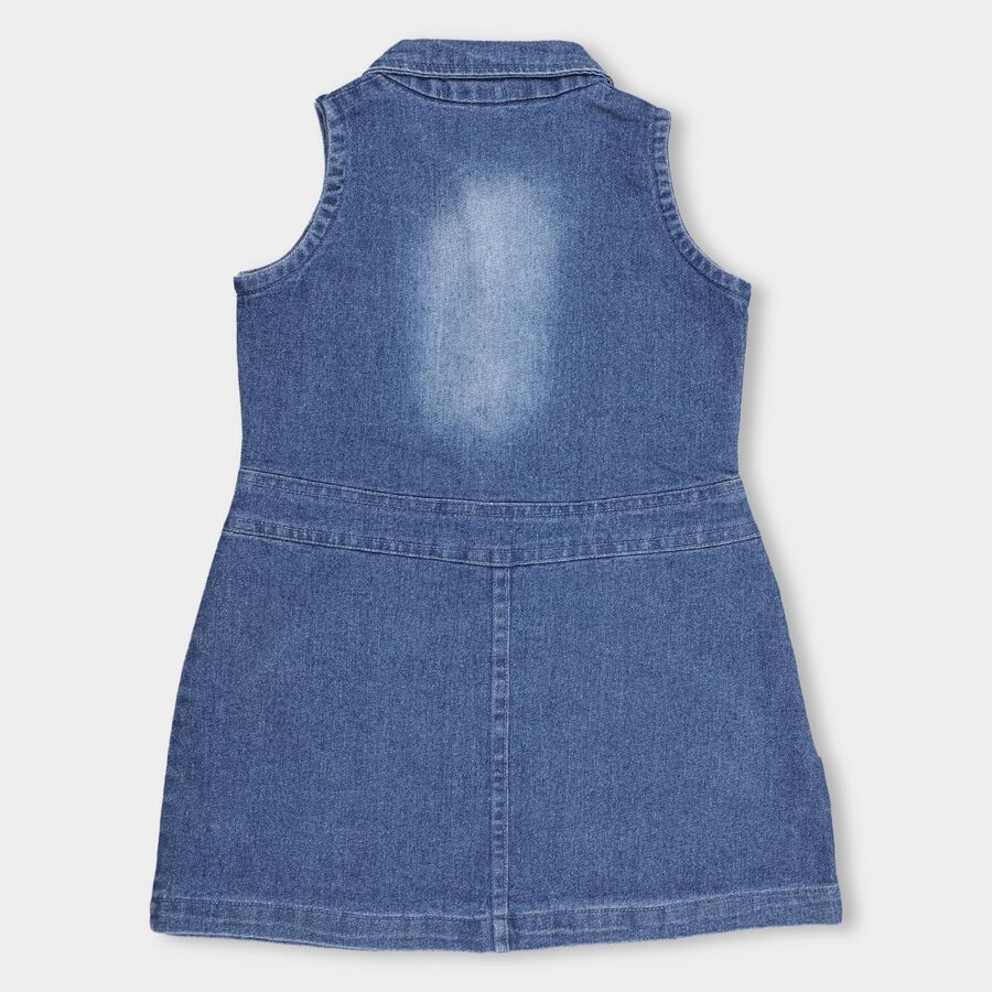 Girls' Light Washed Blue Sleeveless Denim Frock, मध्यम नीला, large image number null