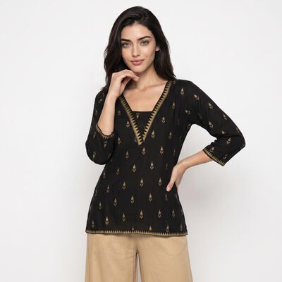 Women's Black V-Neck Printed Straight Kurti