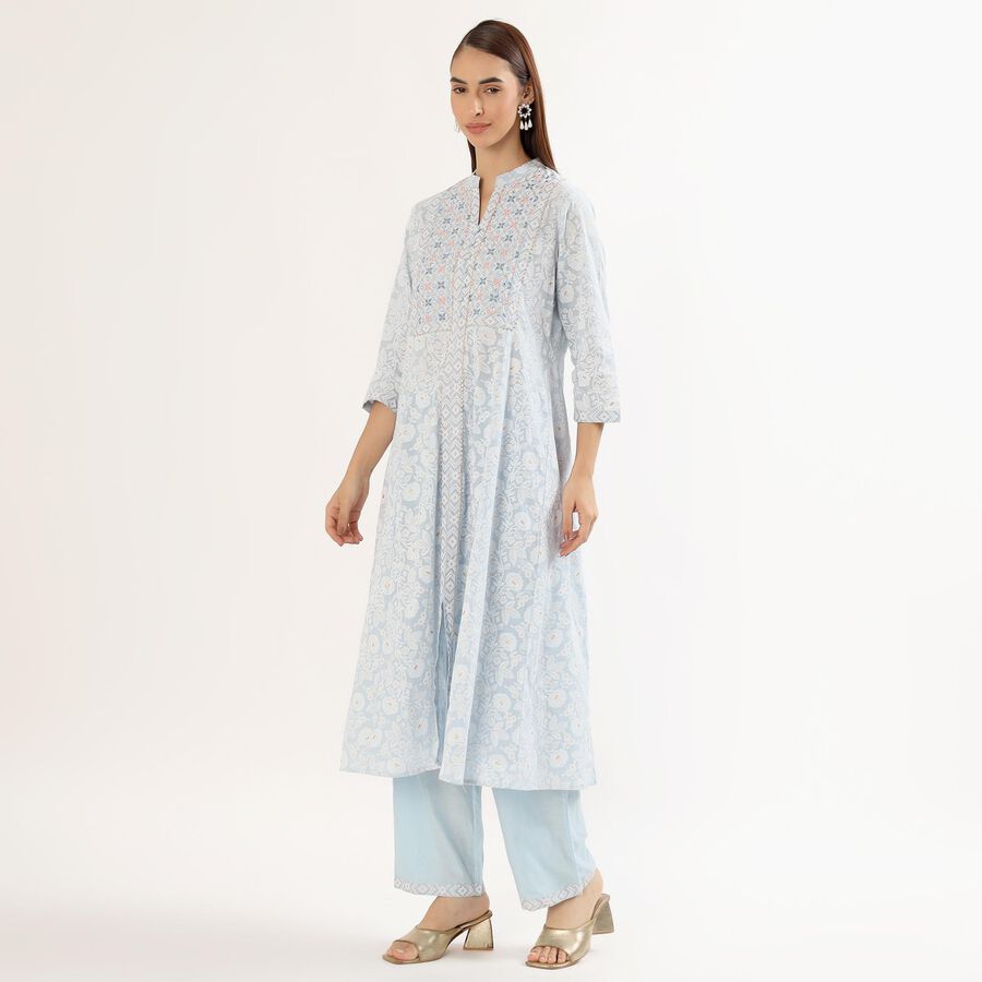 Women's Light Powder Blue Embroidered V-Neck Kurta, हल्का नीला, large image number null