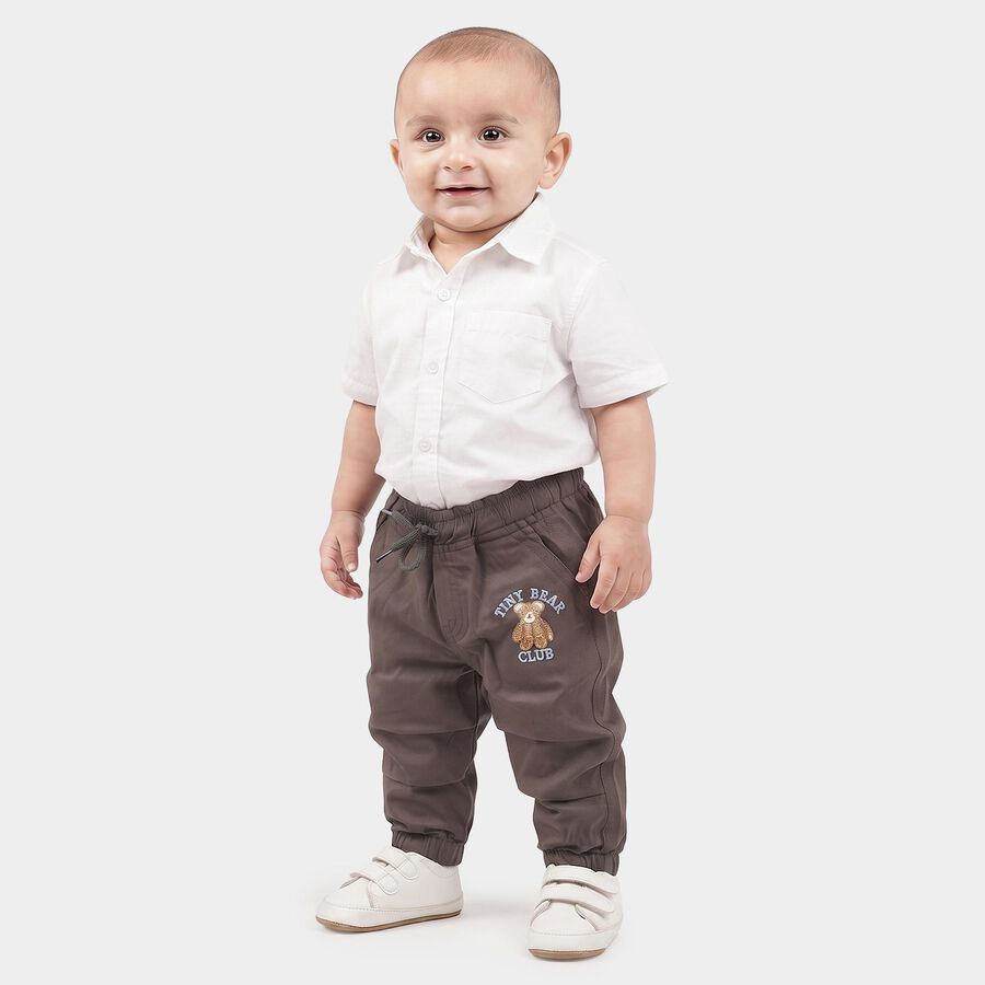 Infants Dark Grey Regular Fit Embroidered Jogger Trousers, गहरा ग्रे, large