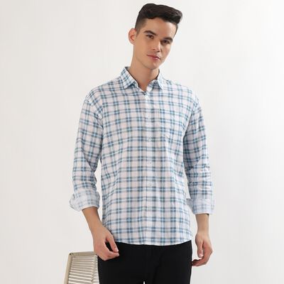 Men's Light Blue and White Cotton Spread Collar Casual Shirt
