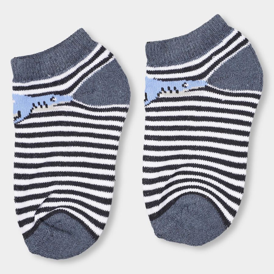 Boys' Dark Navy and Light Sky Blue Regular Fit Striped Shark Design Pack of 2 Socks, नेवी ब्लू, large