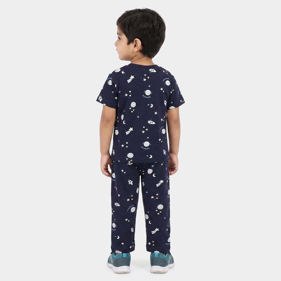 Boys Navy Blue Cotton Round Neck Graphic Printed Night Suit, नेवी ब्लू, large