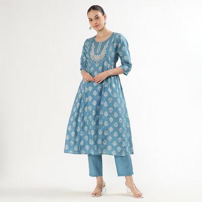 Ladies' Ethnic Set