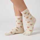 Women's Cream Regular Fit Heart Print Pack of 1 Socks, ऑफ व्हाइट, small